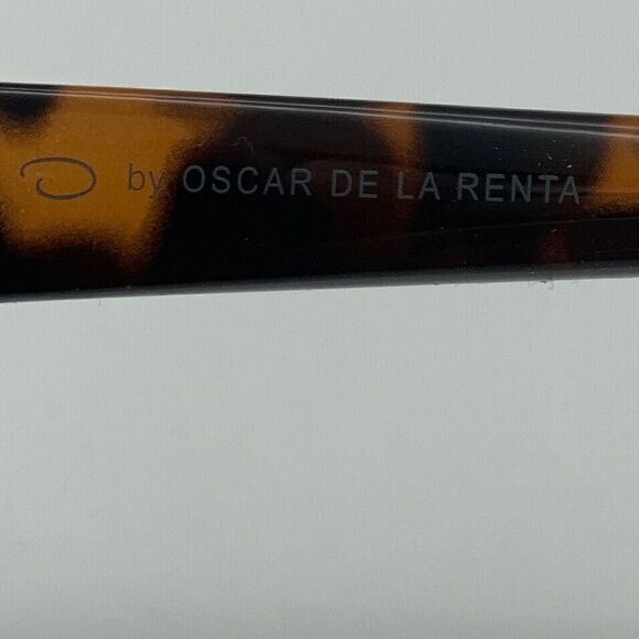 NWT Oscar De La Renta  Brown Tortoise Sunglasses Side Gold Tone Logo Mod 1341215 main image 6